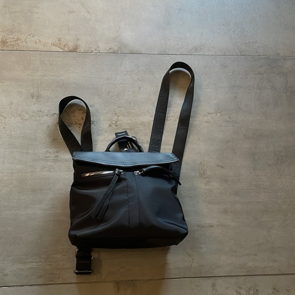 Botkier Backpack with Zipper Detail - Picture 3 of 5